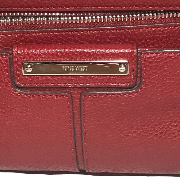 Red Nine West Bag - Picture 4 of 6